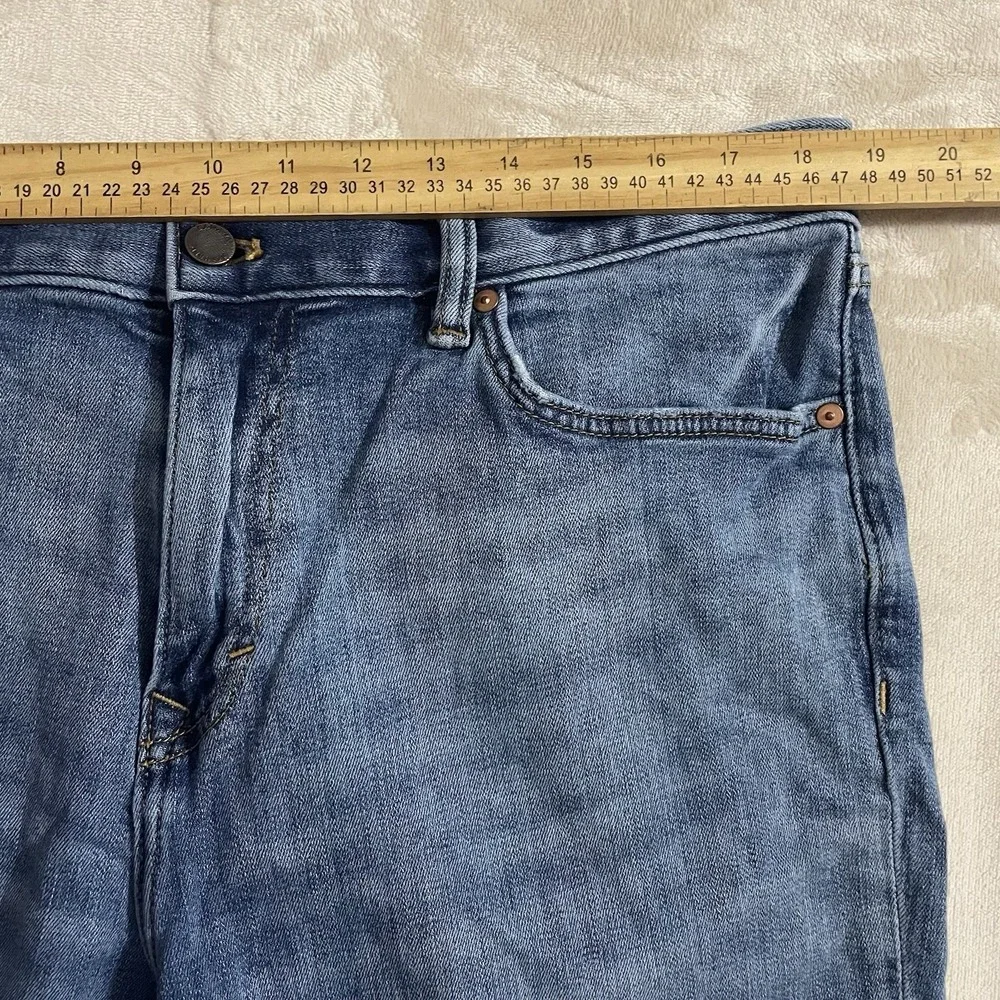 Banana Republic Jeans Mens Size 36‎ Athletic Tapered Fit Medium Wash Blue Denim